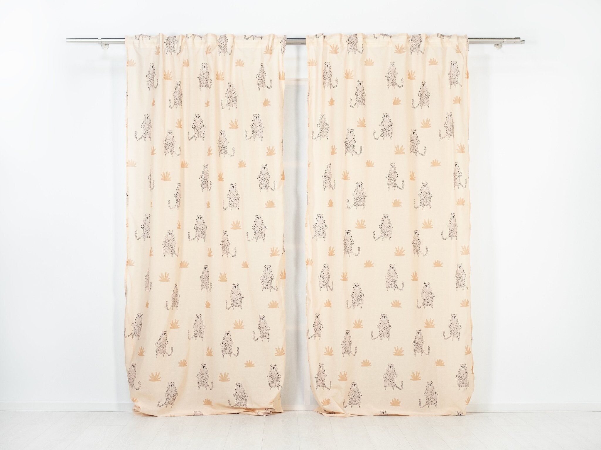 Visillo translúcido Smelly Cat con motivo infantil Smelly