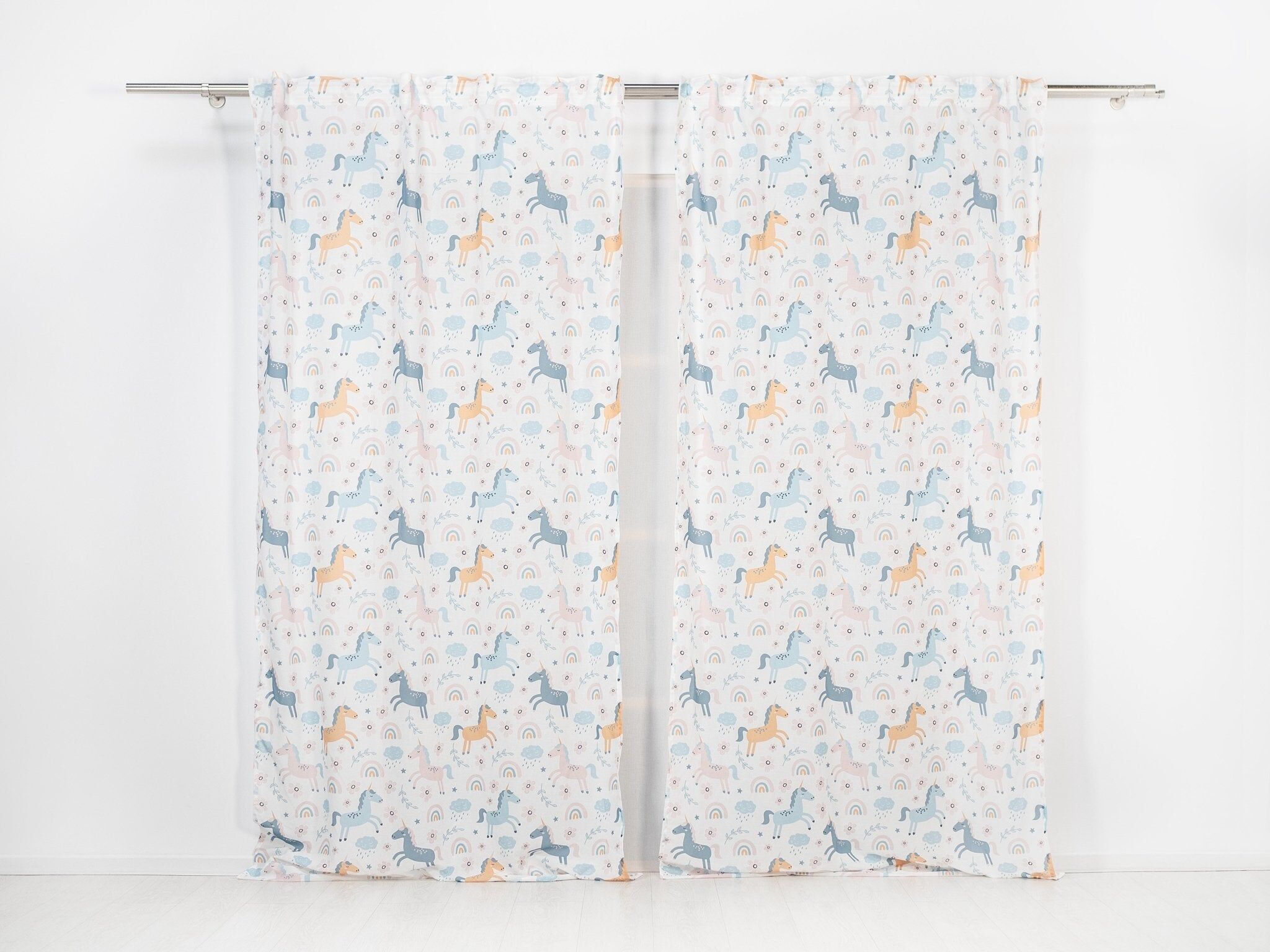 Visillo translúcido Unicornios con motivo infantil