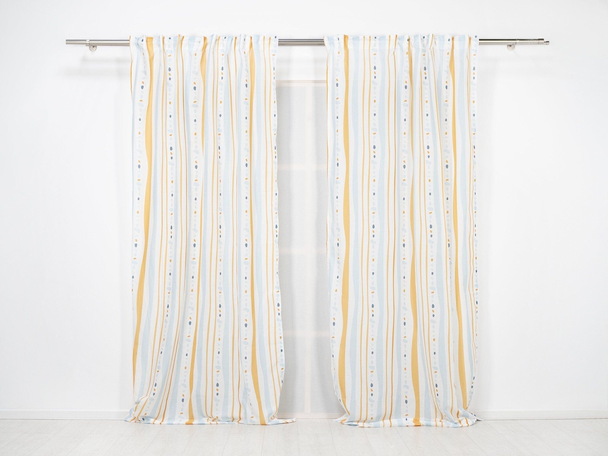 Visillo translúcido Zoe con motivo infantil