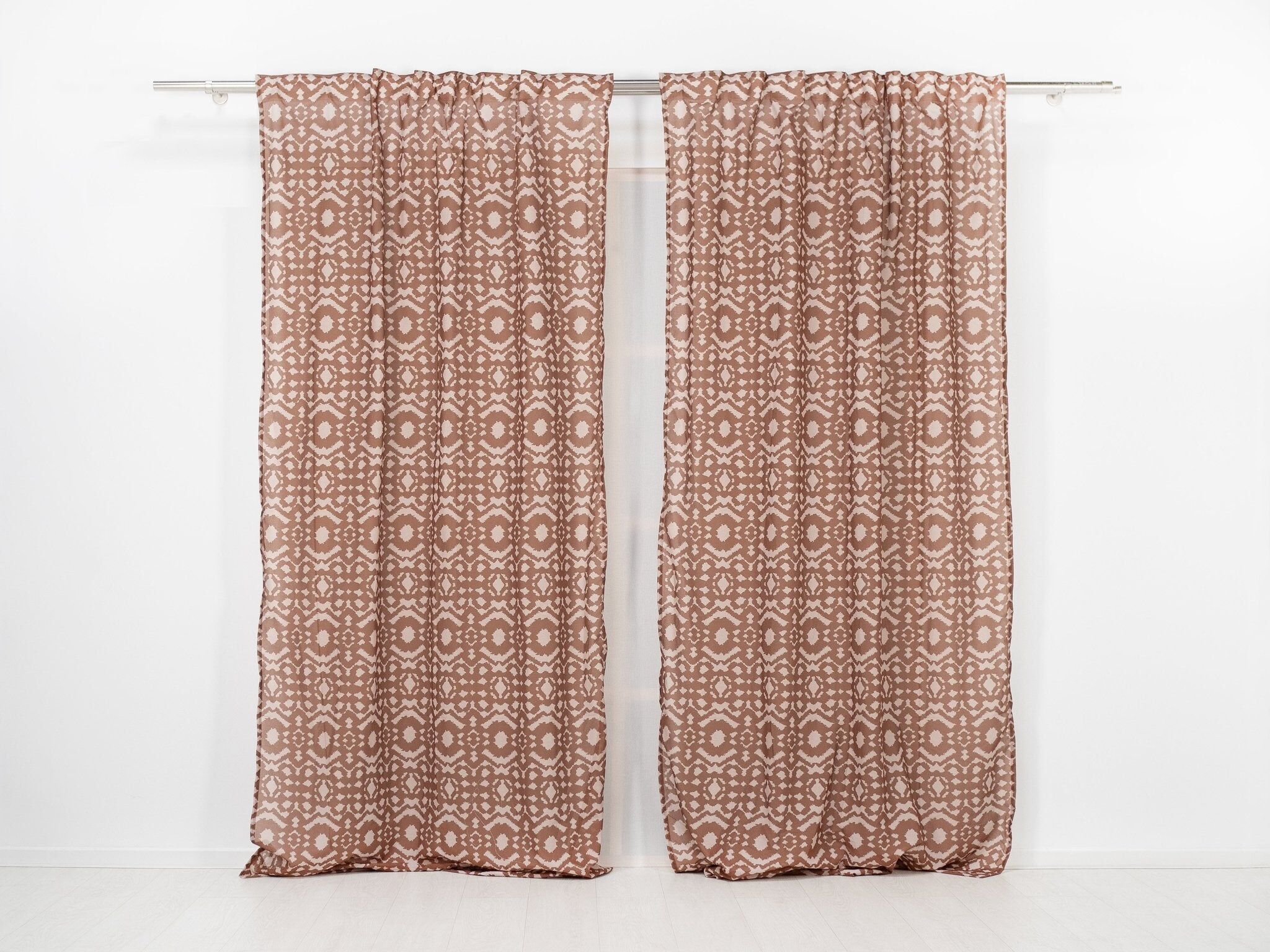 Visillo translúcido Tribal