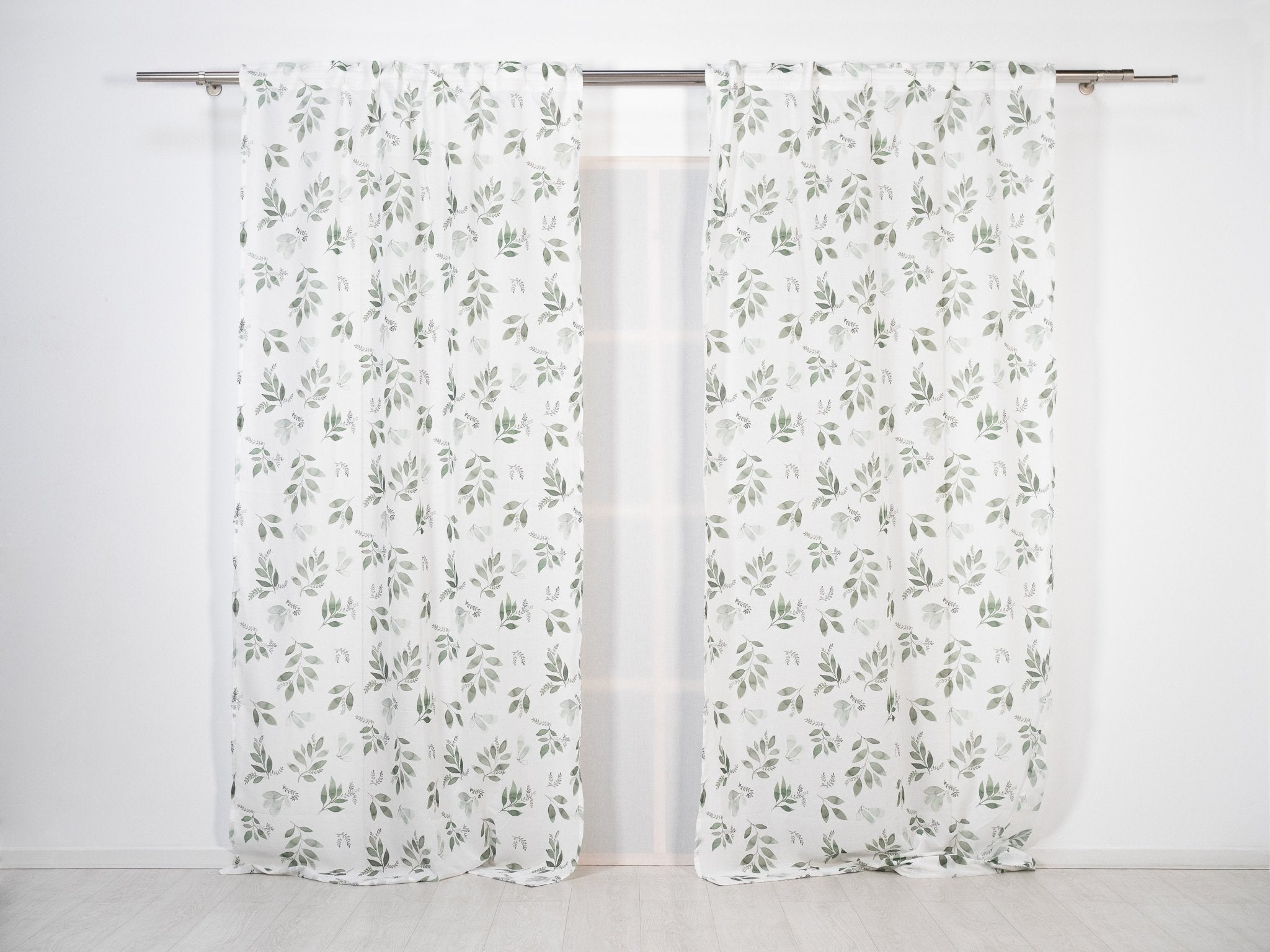 Visillo translúcido Bloom con motivo botánico