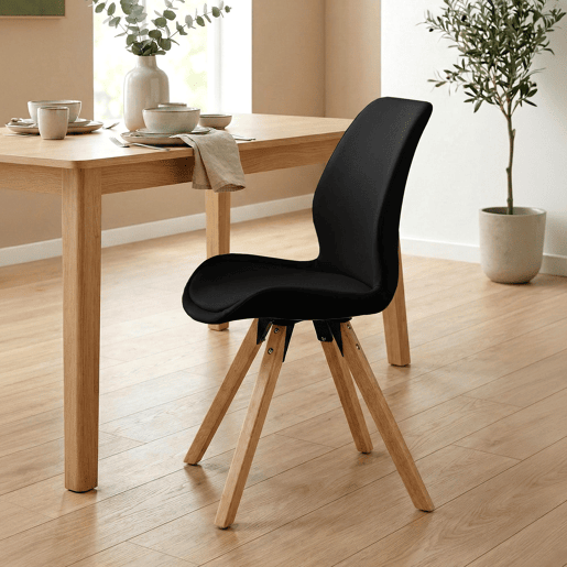 Set de 4 sillas Luna Simil cuero Negro 58X49X87.5 cm