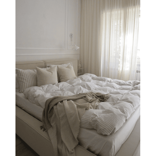 Beliani Cama Bombazine LINARDS Beliani Cama Bombazine LINARDS