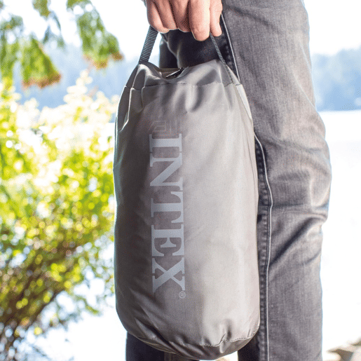 Colchão inflável individual TruAire Camping Mat cinflador incluído INTEX