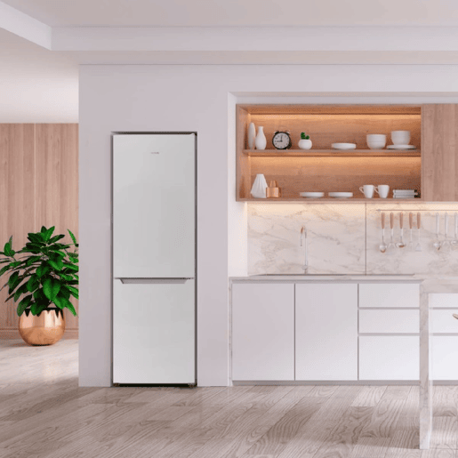 Cecotec Frigorífico Combi Inox com capacidade de 250 l, 180 cm de altura e 55 cm de largura, classe E, com sistema Multi Air Flow, Total No Frost e gaveta para produtos frescos, adaptável a todas as suas necessidades.