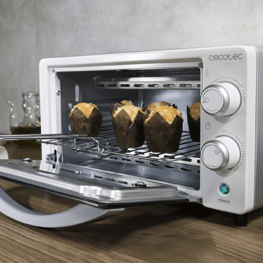 Cecotec Mini-forno elétrico multifunções, 10 litros de capacidade e porta com vidro duplo.