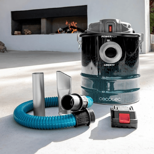 Cecotec Aspirador de cinzas Conga Ash 7000 Liberty de 15 l, 120 W de potência e grande autonomia graças à sua bateria de 18 V.