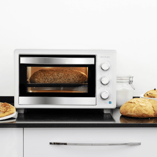 Cecotec Mini-forno de convecção de 26 litros com pedra especial para pizzas e 6 funções diferentes.