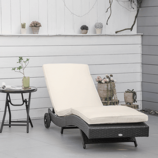 Outsunny Espreguiçadeira de Vime Reclinável Espreguiçadeira de Jardim com Forma de S com 2 Rodas Encosto Ajustável em 5 Posições e Almofada Amovível para Pátio Varanda 207x70x70 cm Preto e Creme
