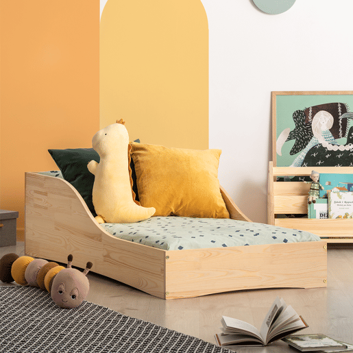 Cama Ludmilla Madeira 70x140 com estrado de ripas