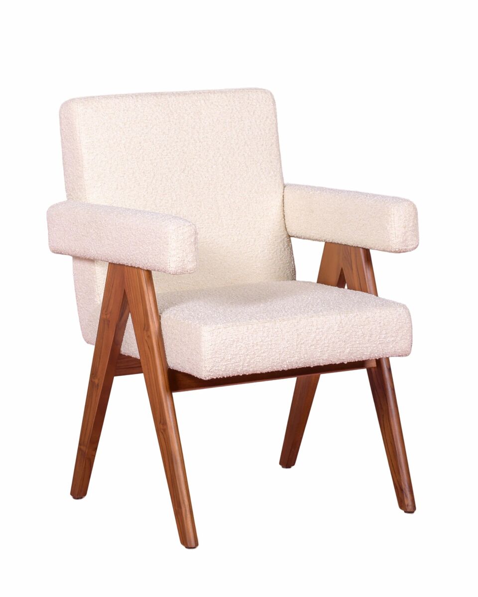 Sillón rústico con reposabrazos en teca y tejido bouclé - Compass