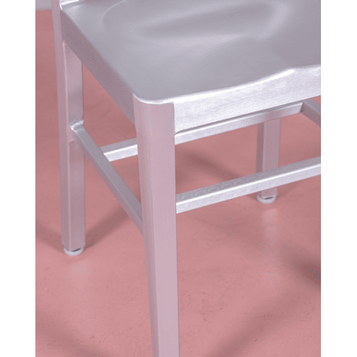 Cadeira de designer industrial - Navi Army Cadeira de designer industrial - Navi Army