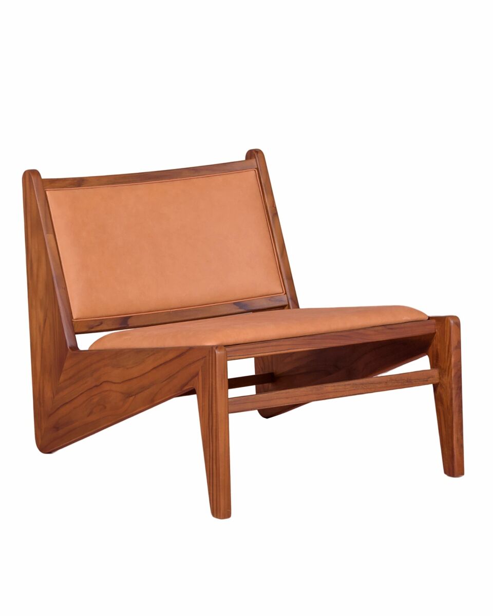Sillón bajo en madera de teca maciza y tapizado en piel italiana - compass