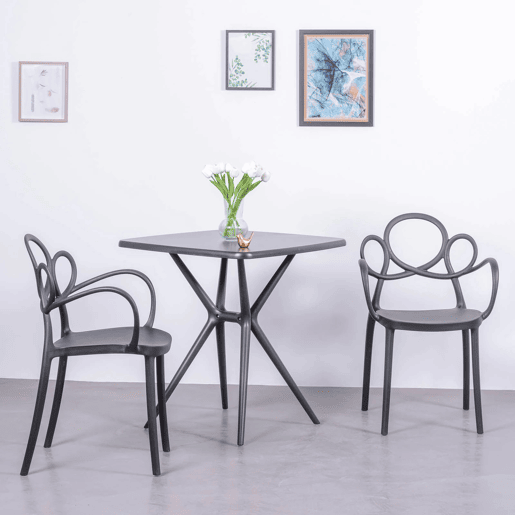 Cadeira de design com braços adequada para exteriores - Dream