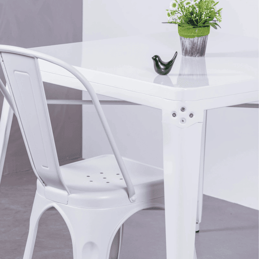 Cadeira metálica em aço estilo industrial - Bistro
