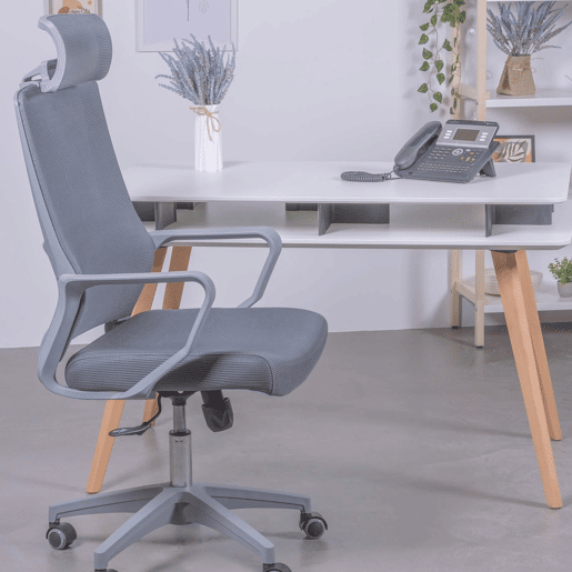 Cadeira de escritório ergonômica em mesh respirável com acabamento cinza e apoio de cabeça ajustável - Mesh