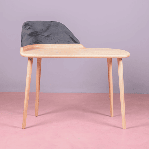 Mesa escandinava em madeira de freixo e veludo - Cattelan
