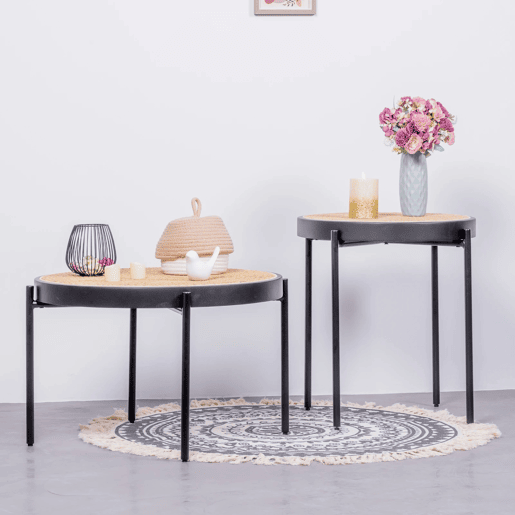 Mesa lateral retrô com detalhes em rattan natural (46cm) - North
