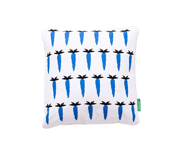 Cojin 40x40cm relleno 300gr poliester 100% algodon canvas 300gsm zanahoria azul benetton