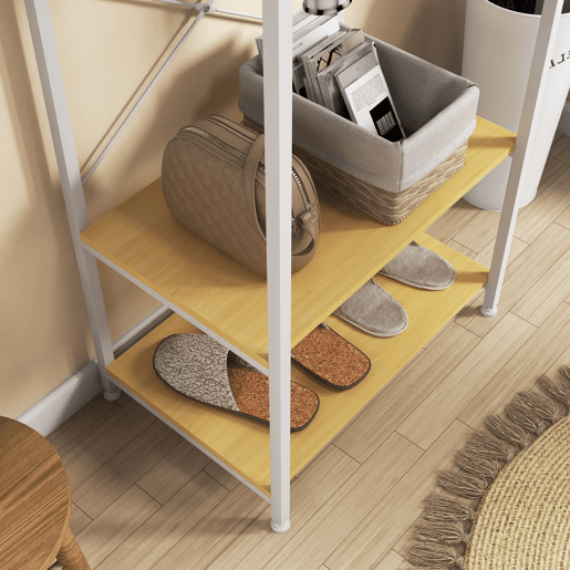 HOMCOM Suporte para Cabide com Barra Suspensa e 2 Estantes de Armazenamento para 6 Pares de Sapatos para Entrada Corredor Quarto 60x40x167,5 cm Natural e Branco