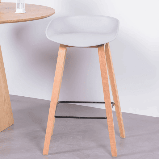 Banqueta nórdica com pernas em faia (63cm) - Daxer