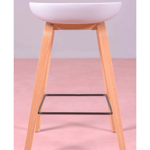 Banqueta nórdica com pernas em faia (63cm) - Daxer