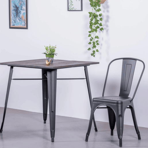 Mesa industrial em aço preto e madeira escura - Bistro