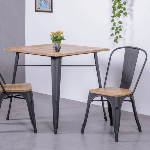 Mesa industrial em aço preto e madeira clara - Bistro
