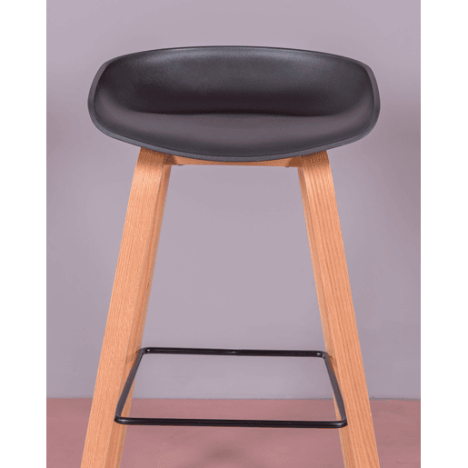 Banqueta nórdica com pés em madeira de faia (75cm) - Daxer