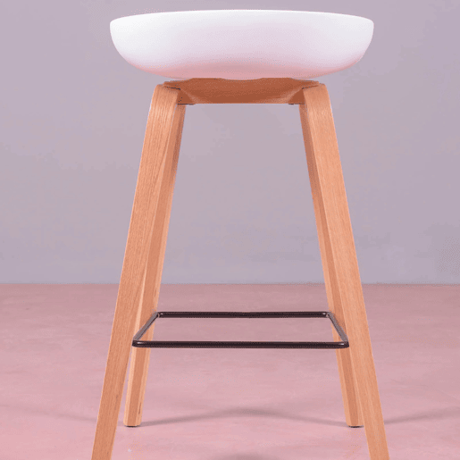 Banqueta nórdica com pernas em faia (63cm) - Daxer