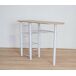 Conjunto Mesa de Cocina Bar con 4 estantes + 2 Taburetes Plegables Conjunto Mesa de Cocina Bar con 4 estantes + 2 Taburetes Plegables Topo
