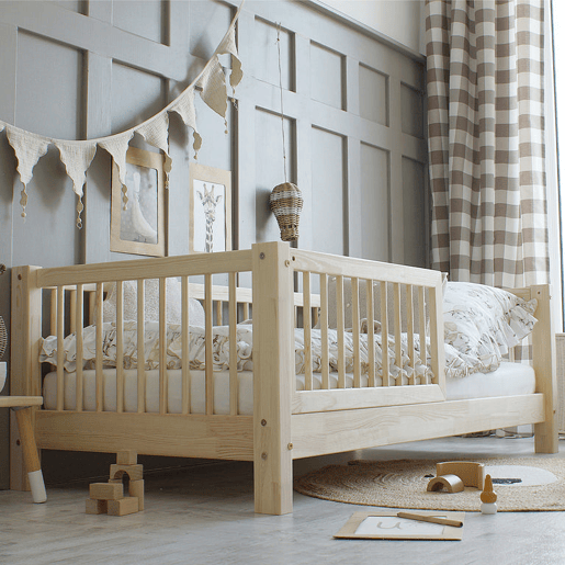 Cama 90x190 com barreira e base de ripas incluídas pés 10 cm Sybil Bois Cama 90x190 com barreira e base de ripas incluídas pés 10 cm Sybil Bois