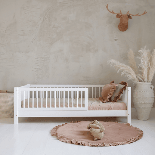 Cama 90x190 com barreira e base de ripas incluídas pés 10 cm Sybil Branco