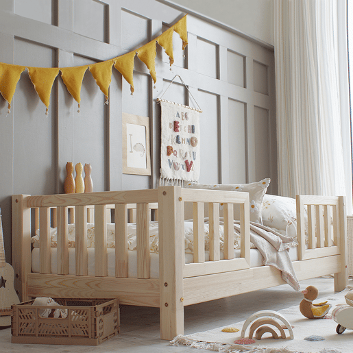 Cama 90x200 com calhas e estrado com pés de 10 cm Agnès Bois