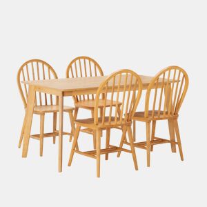 Conjunto de mesa 140x80 cm e 4 cadeiras de jantar Clarck Carvalho