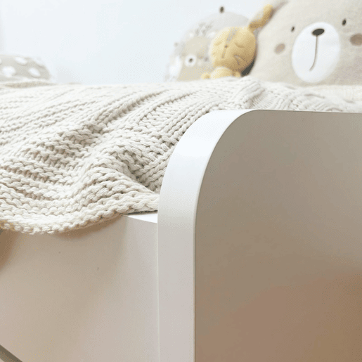 Cama tripla em aglomerado branco com estrados 90x200cm