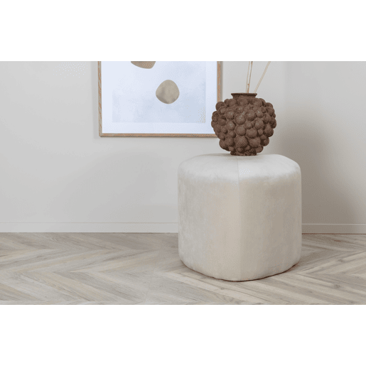 Puff PEG com um estilo moderno, medindo 41x46x46 cm