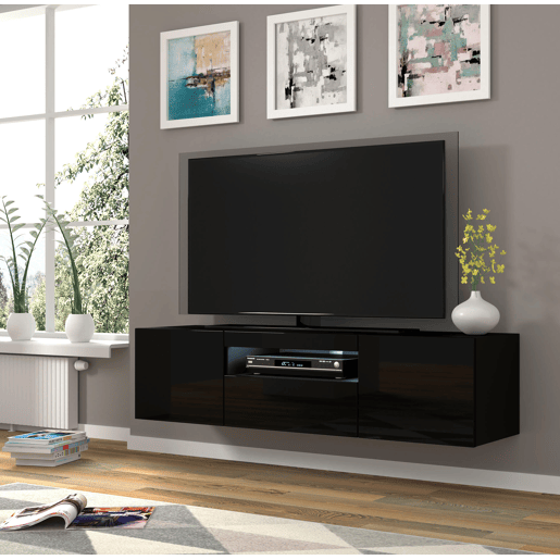 A mesa de TV AURA apresenta-se num estilo moderno. Mede 42x150x37 cm e inclui 4 prateleiras e 3 portas.