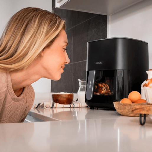 Cecotec Fritadeira dietética digital de 1700 W, 6,5 l de capacidade e janela de visualização para controlar as suas elaborações.