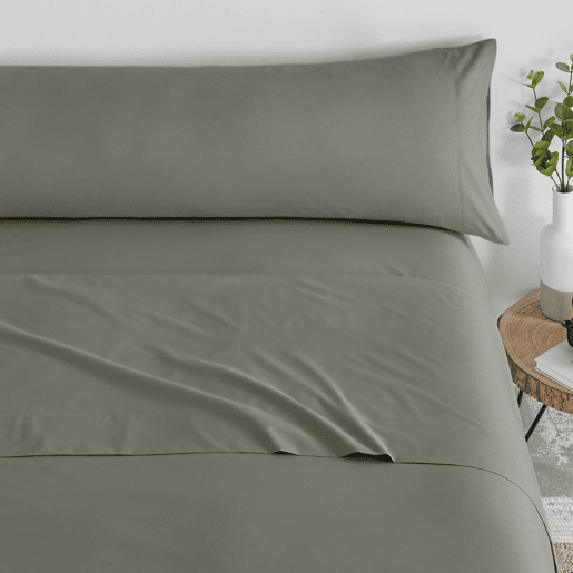 Conjunto de Lençóis Três Peças de Microfibra Verde Lisa Cama 180cm Donegal Collections