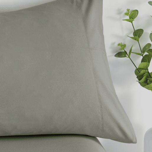 Conjunto de Lençóis Três Peças de Microfibra Verde Lisa Cama 180cm Donegal Collections