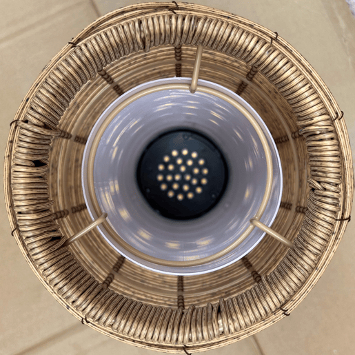 Outsunny Lanterna Decorativa de Vime Lanterna Solar de Exterior com Painel Solar Luzes LED Ligar e Desligar Automático para Jardim Exterior Ø18x37 cm Preto e Areia