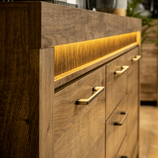 Aparador Amaury Wood 2 portas com 3 gavetas LED incluída