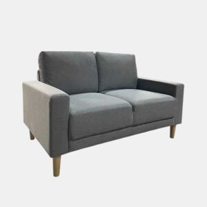 Sofá de design. Estrutura em madeira e compensado, Suspensão de molas e cintas