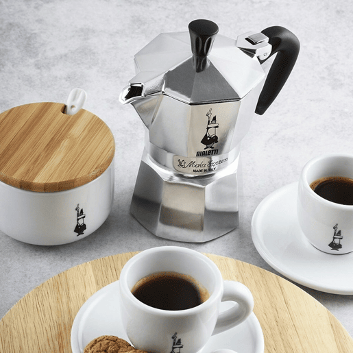Cafeteira Italiana Bialetti Moka Express Alumínio 300 ml 6 Copos