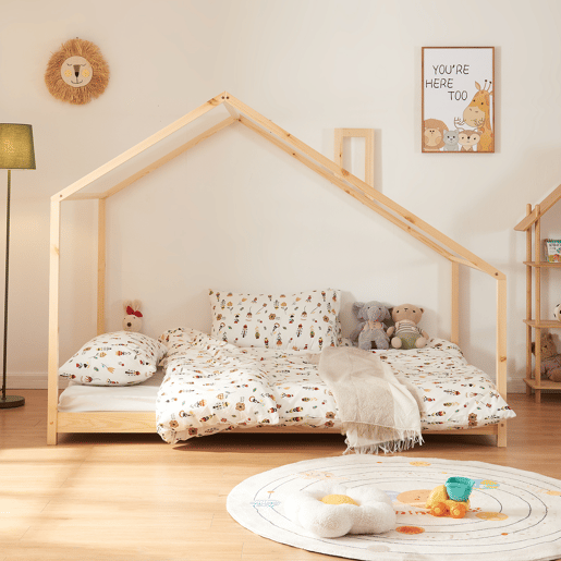 Cama de criança Siuntio com colchão em madeira de pinho 140x200 cm - Natural en.casa