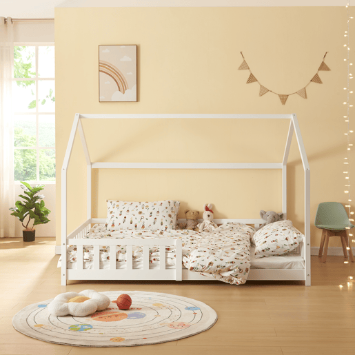 Cama de criança Hesel em forma de casa de pinho com grelha 120x200cm - Branco en.casa