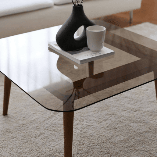Mesa de Centro em Madeira Maciça com Efeito Fumê Mesa de Centro em Madeira Maciça com Efeito Fumê
