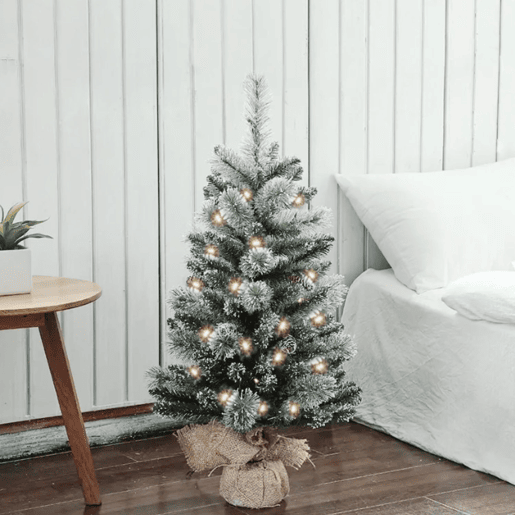Mini Árvore de Natal Decorativa Verde Nevado 60x38cm Dayron