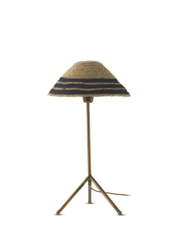 Lámpara de mesa de fibra natural trenzada con pantalla